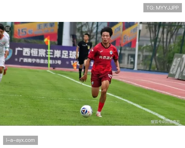 左路突破成关键，球员神技闪耀助球队逆转取胜