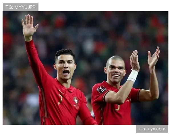 C罗与主帅矛盾激化，冲突风波引发媒体广泛关注